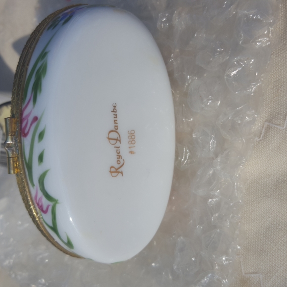 ROYAL DANUBC BUTTERFLY Trinket box - Picture 2 of 4